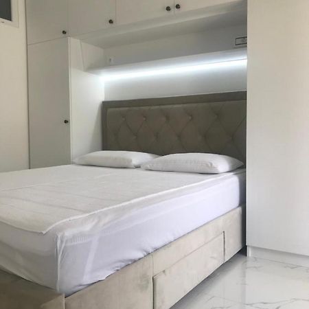 Adriatic Apartman Бечичі Екстер'єр фото