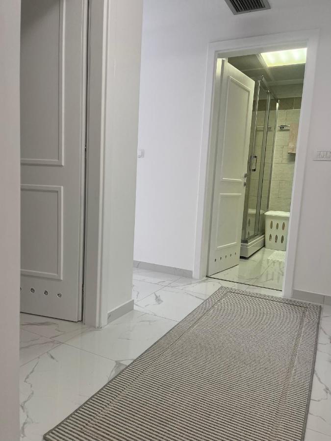 Adriatic Apartman Бечичі Екстер'єр фото