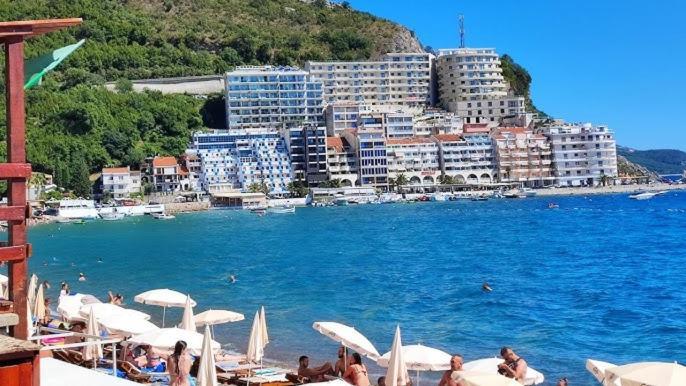 Adriatic Apartman Бечичі Екстер'єр фото