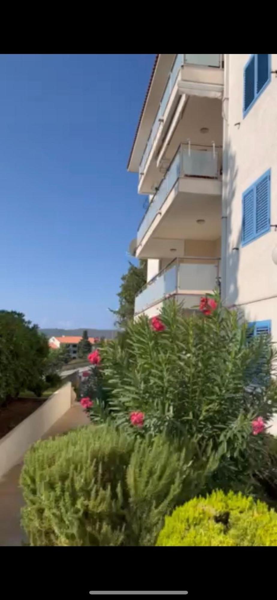 Adriatic Apartman Бечичі Екстер'єр фото